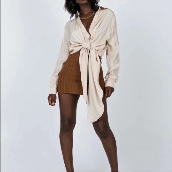 PRINCESS POLLY Tan Button Front Long Sleeve Benora Tie Front Blouse womens 4 - Picture 1 of 8